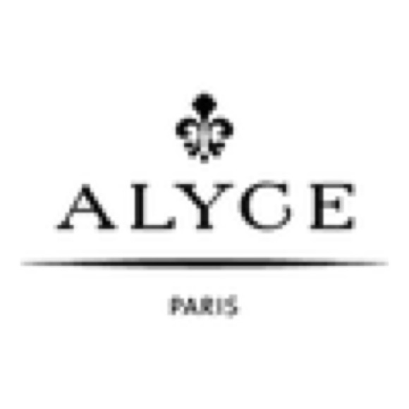 Cantaloupe colour ALYSE Paris Boutique party event dress with sparkling stones - Picture 3 of 16